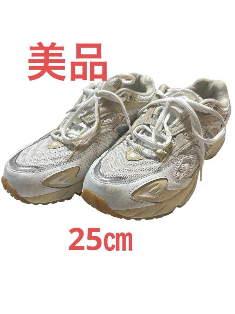値下げ　New Balance ML725 スニーカー　25 オフホワイト