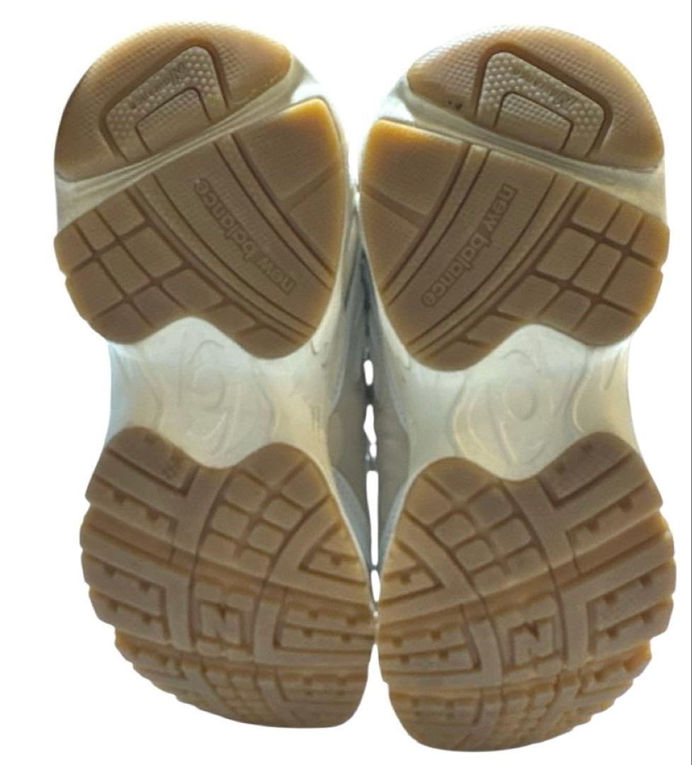 値下げ　New Balance ML725 スニーカー　25 オフホワイト