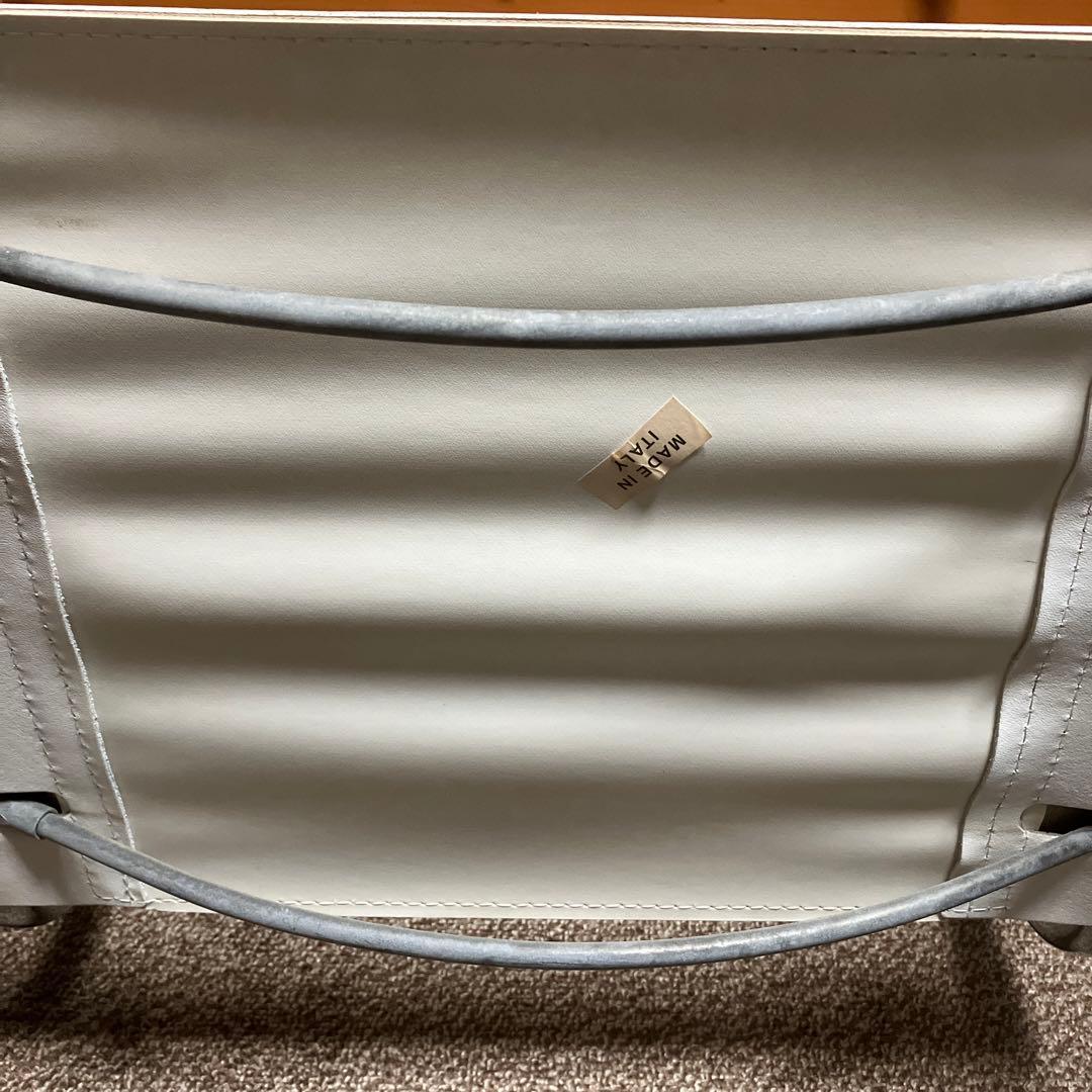 イタリア製ダイニングチェアー