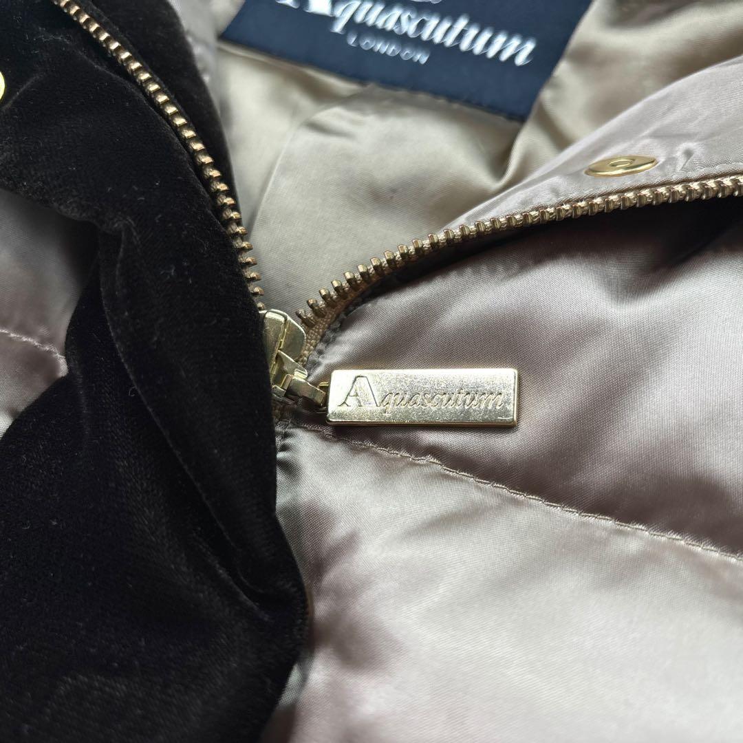 【極美品】Aquascutum アクアスキュータム ダウンコート ベルト　ベロア