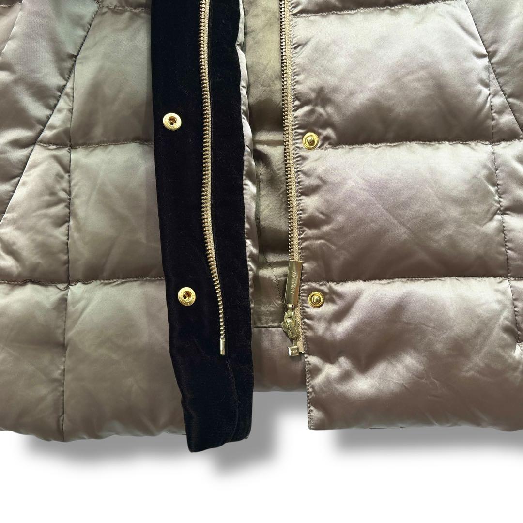 【極美品】Aquascutum アクアスキュータム ダウンコート ベルト　ベロア