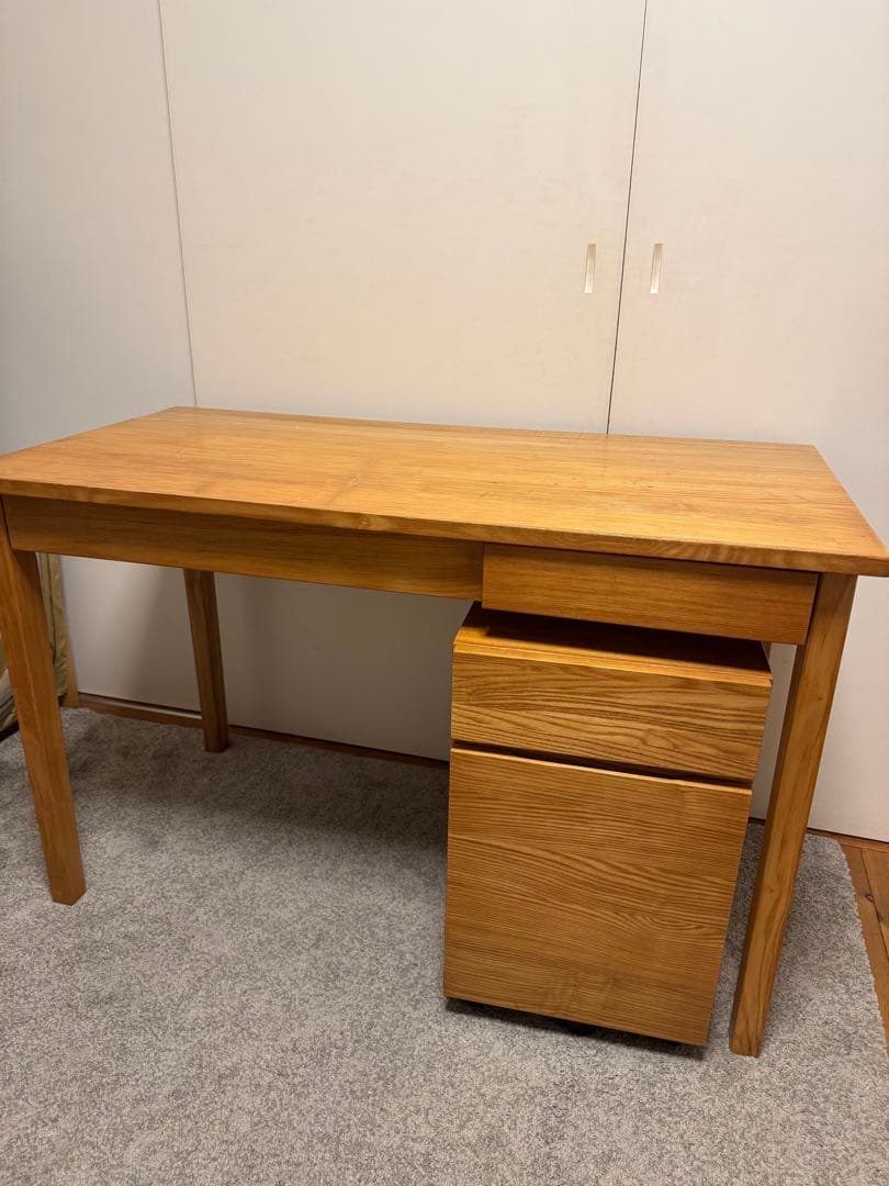 無印良品　タモ勉強机 引き出し付き　机のみ