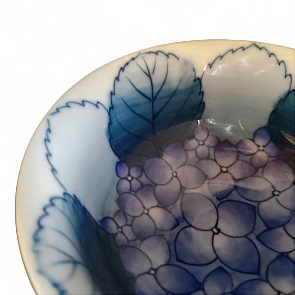 伊万里鍋島焼　畑萬陶苑　紫陽花紋　高台付き小鉢　揃　５客　染付