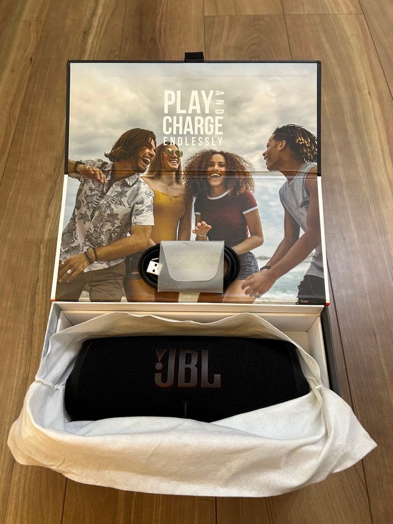 JBL Charge 5 ブラック Bluetoothワイヤレススピーカー