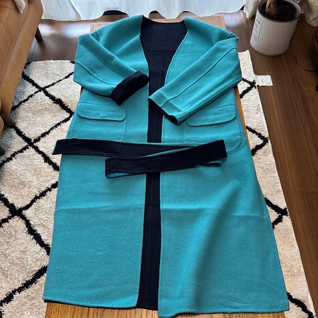 THE VIRGNIA ネイビーとターコイズのロングコート