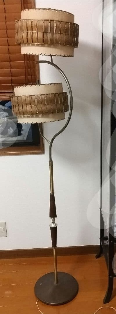 希少・アンティーク.フロアスタンド.ライト（アメリカン）