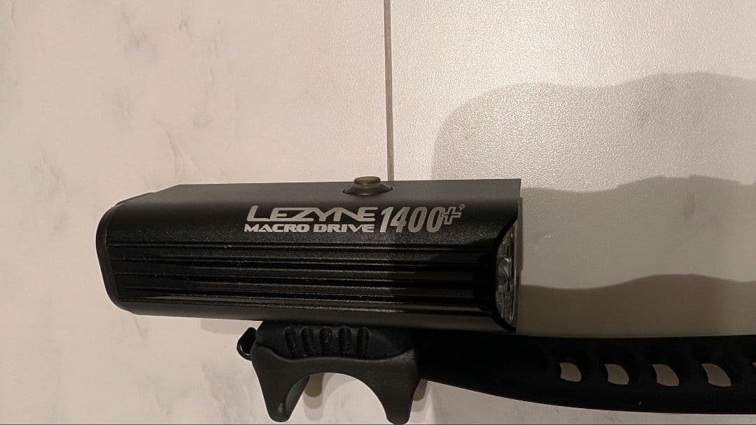 LEZYNE　MACRO DRIVE 1400+