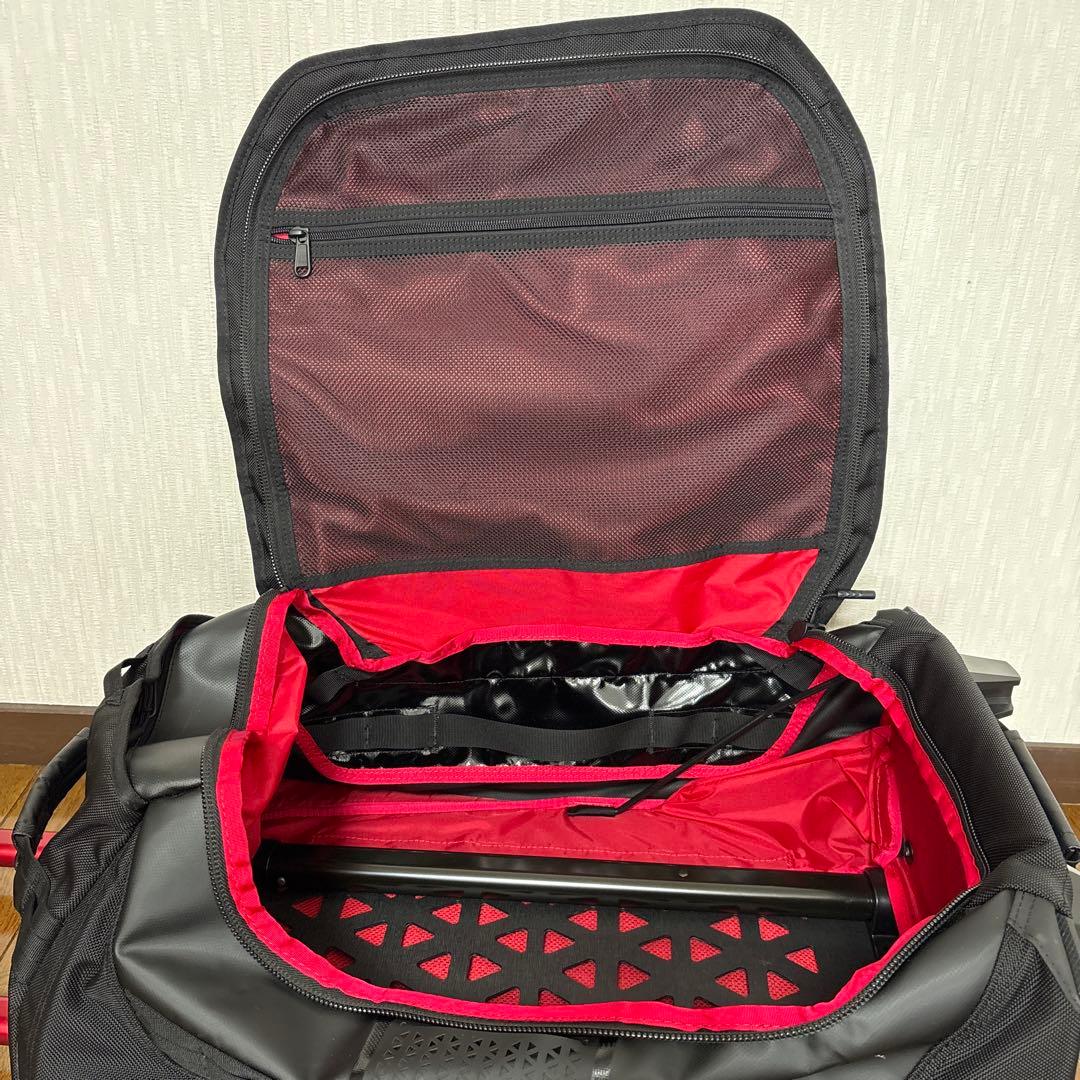 shige46　THE NORTH FACE ブラックキャリーケース