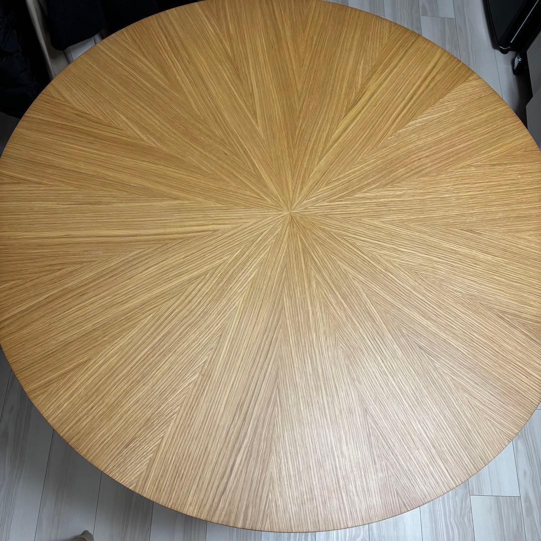 【極美品】北欧風 ダイニング丸テーブル 110cm オーク天然木（光線張り）