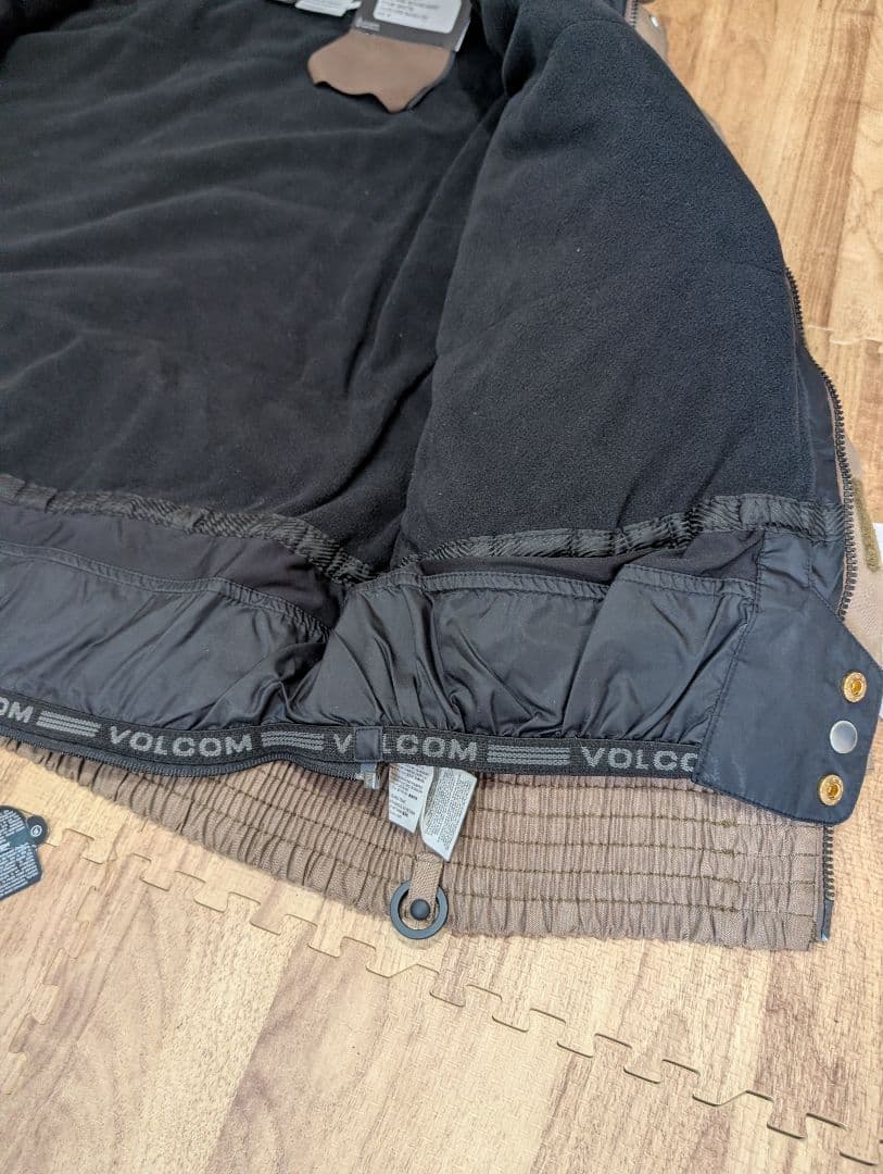 新品未使用！　VOLCOM M/Sサイズ　GORE-TEX