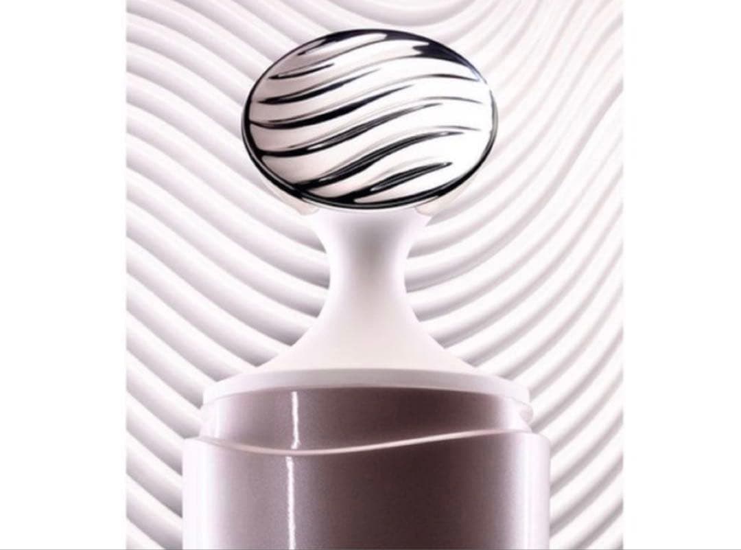 Diorカプチュールトータルセル エンジーアイセラム＆ENGY アイクリーム