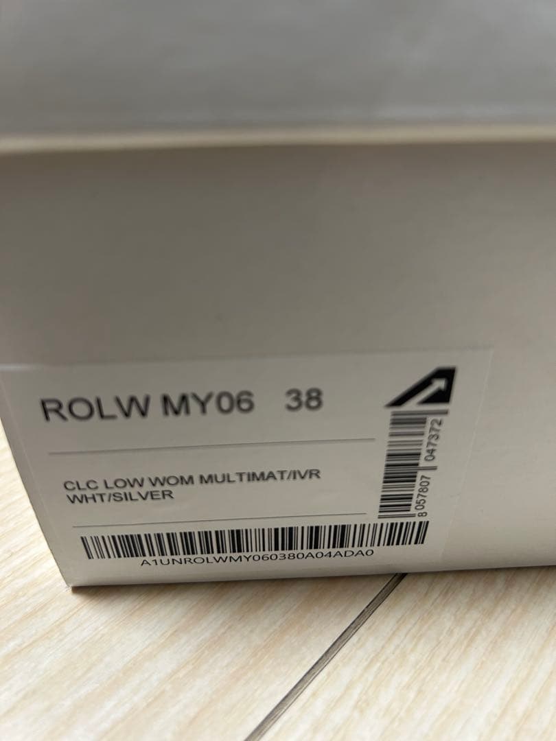 ☆美品☆【AUTRY】ROLW MY06 CLCスニーカー　38