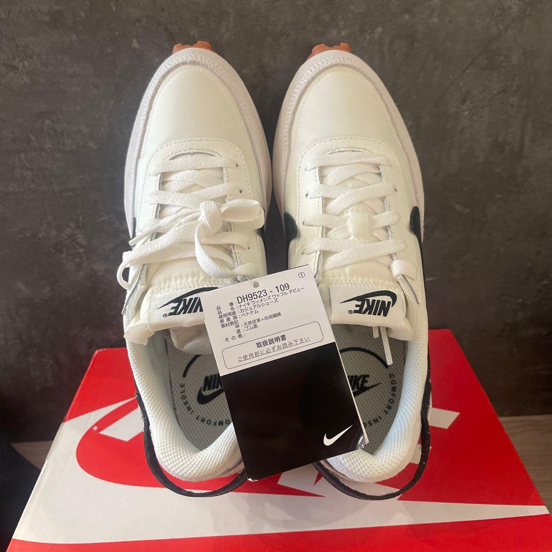 Nike ホワイト/ブラック スニーカー　ウィメンズワッフルデビュー
