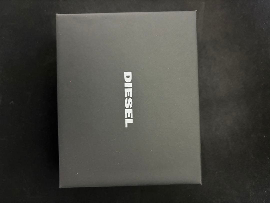 【良品】DIESEL ディーゼル 黒 レザー 二つ折り財布