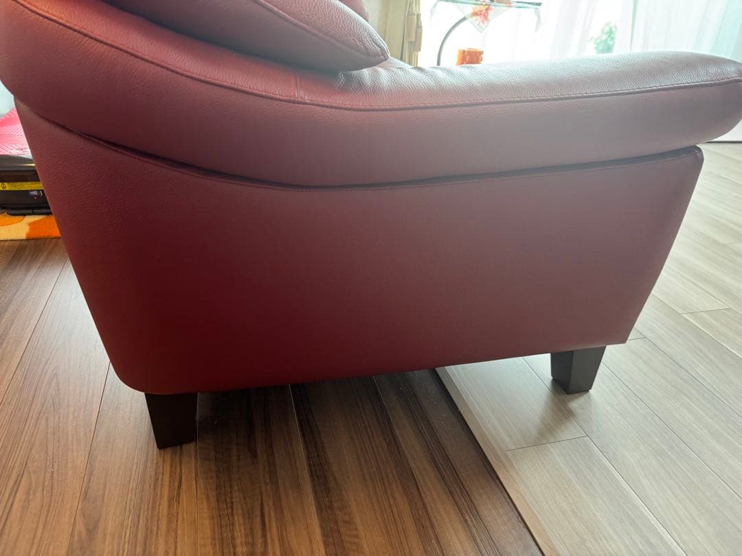 【最終値下げ】3人掛けソファ　リジイD 赤