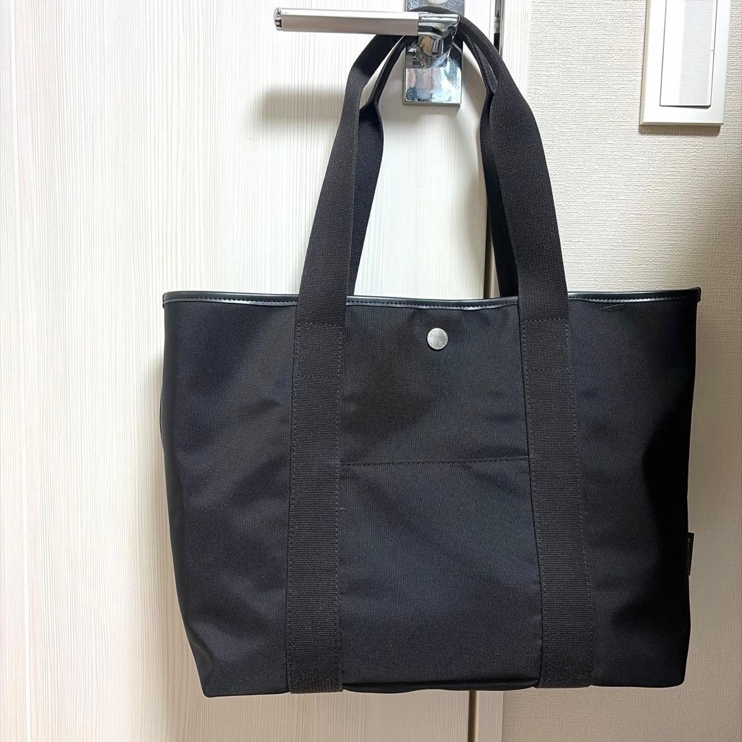 バーバリーブラックレーベル　ブラック トートバッグ