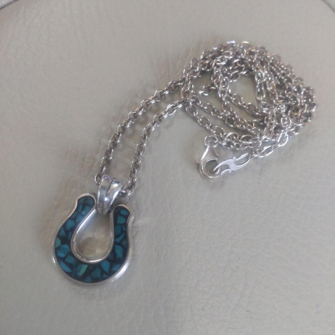 sympathy of soul・チップインターコイズ ホースシュー ネックレス