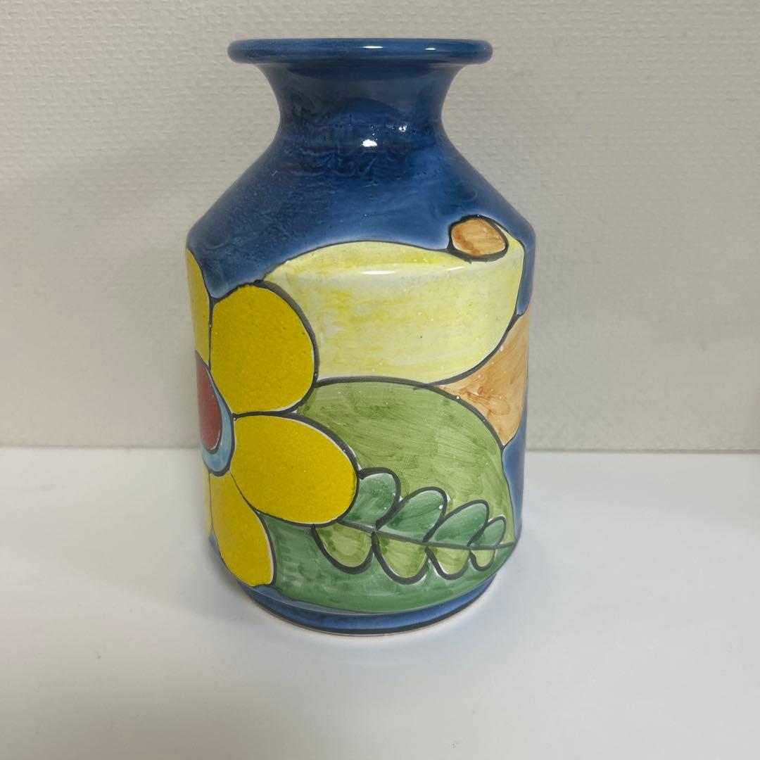 ニーノ・パルッカ（Nino Parrucca）のイタリア製シチリア陶器の花瓶　花
