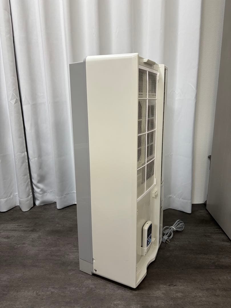 ちろ CORONA コロナ　窓用エアコン 2022年製