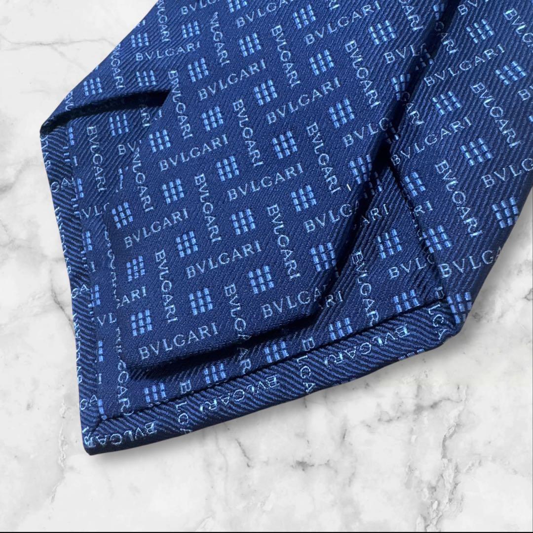 【専用】BVLGARI ネイビー シルクネクタイ