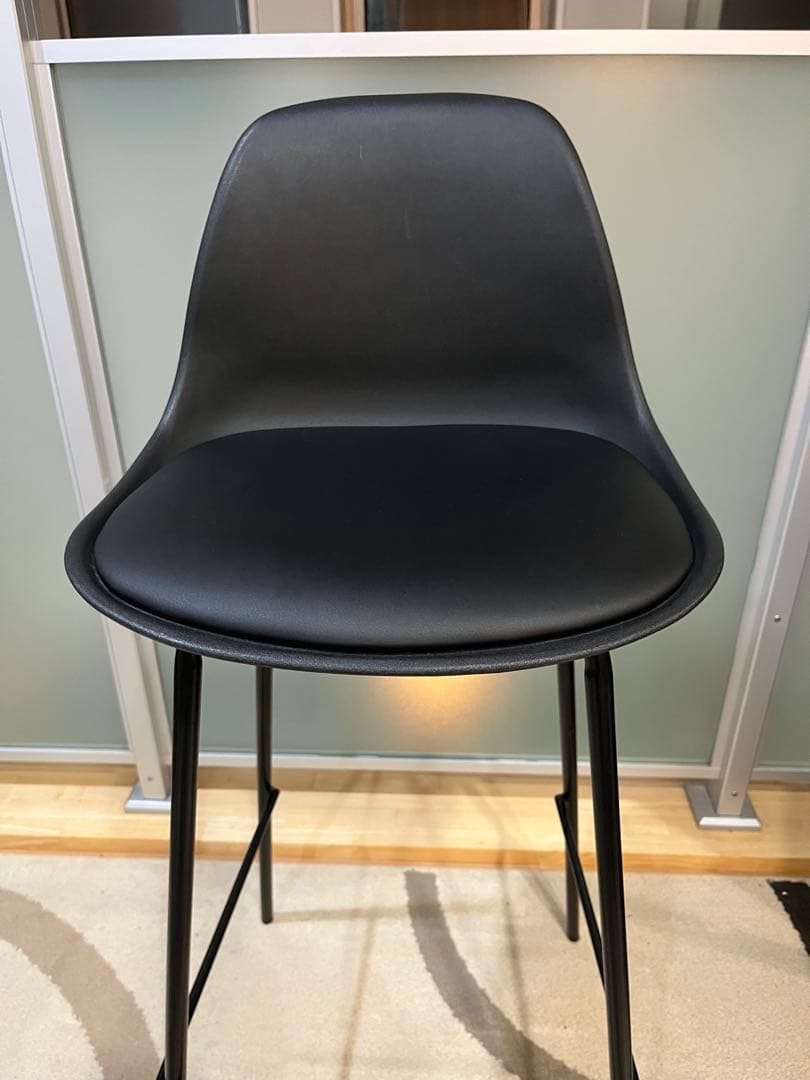 muuto ムート（デンマーク）ファイバーカウンターチェア イスコス・ベルリン