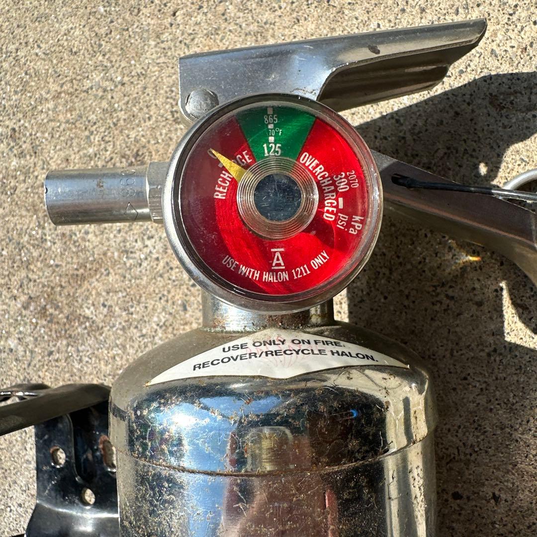 HALON 消火器　AMEREX 当時物　アメ車　旧車　vw 世田谷ベース