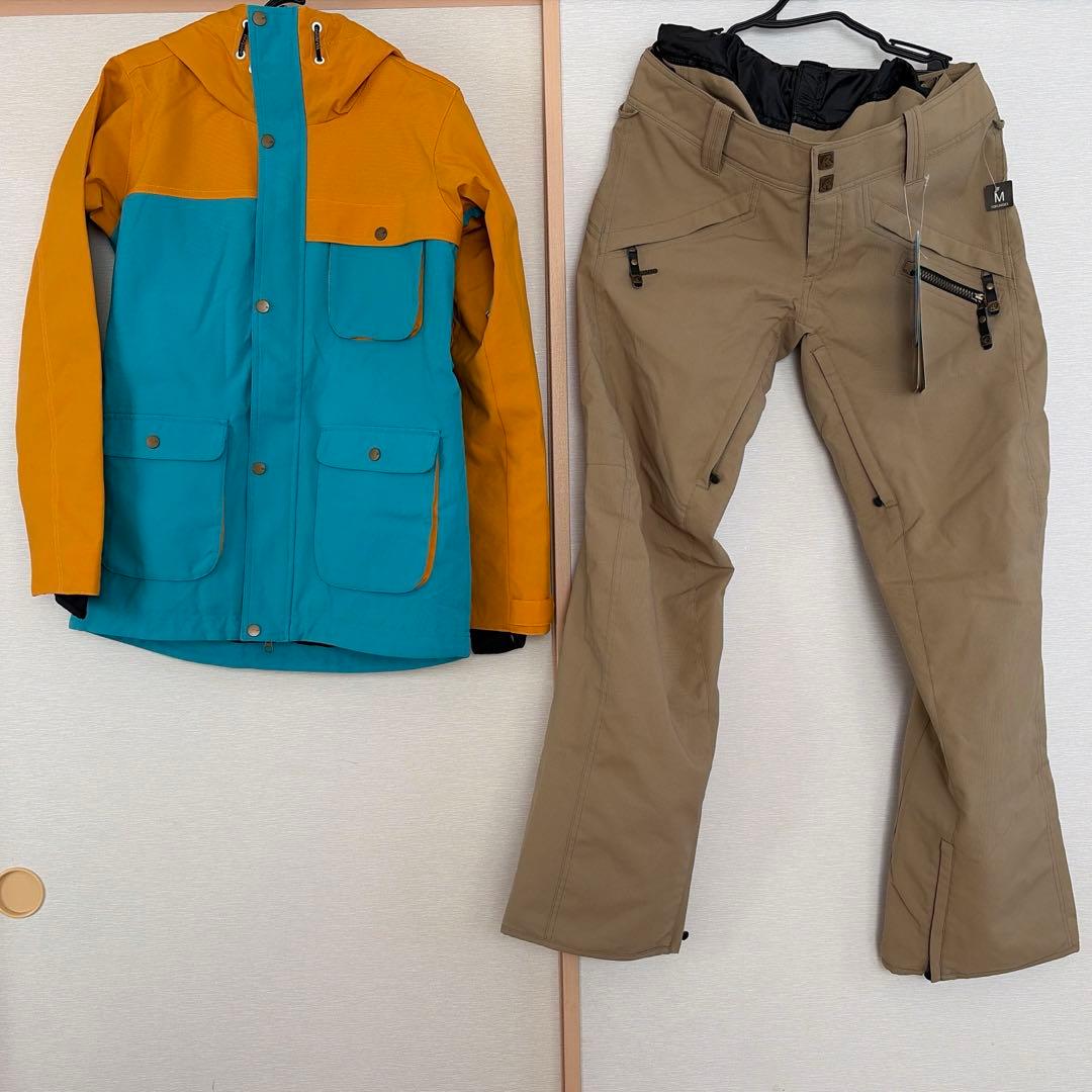 【新品未使用】スノーボードウェアセット Mサイズ(165cm-175cm)