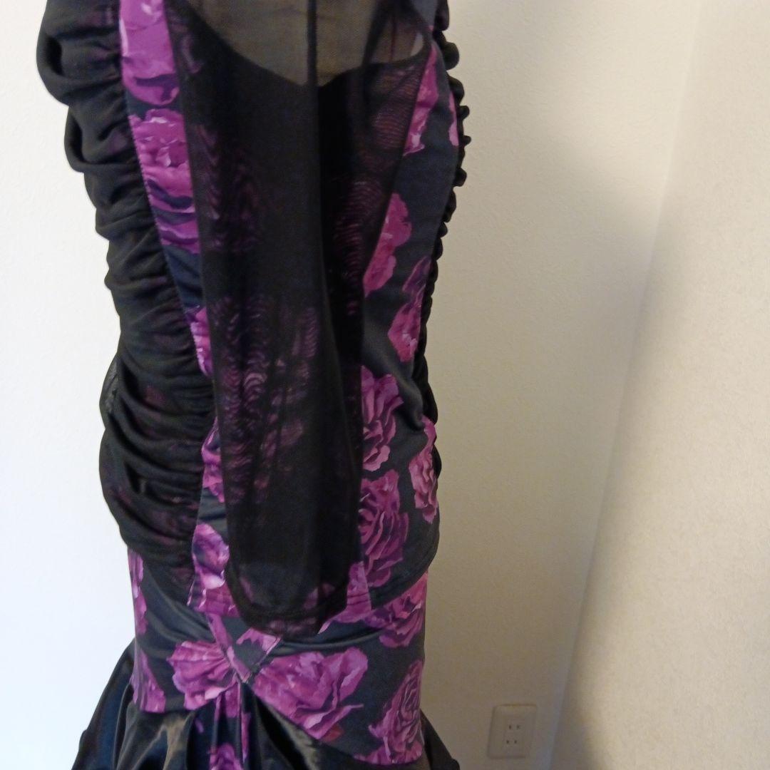 専用✨️豪華✨️社交ダンス用ツ―ピ―スドレス 黒と紫の花柄（M〜Ｌサイズ）