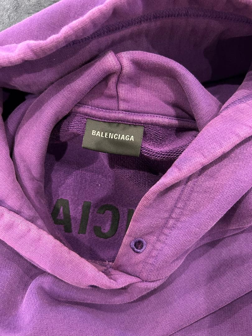 BALENCIAGA 22AW ロゴ刺繍　スウェットパーカー
