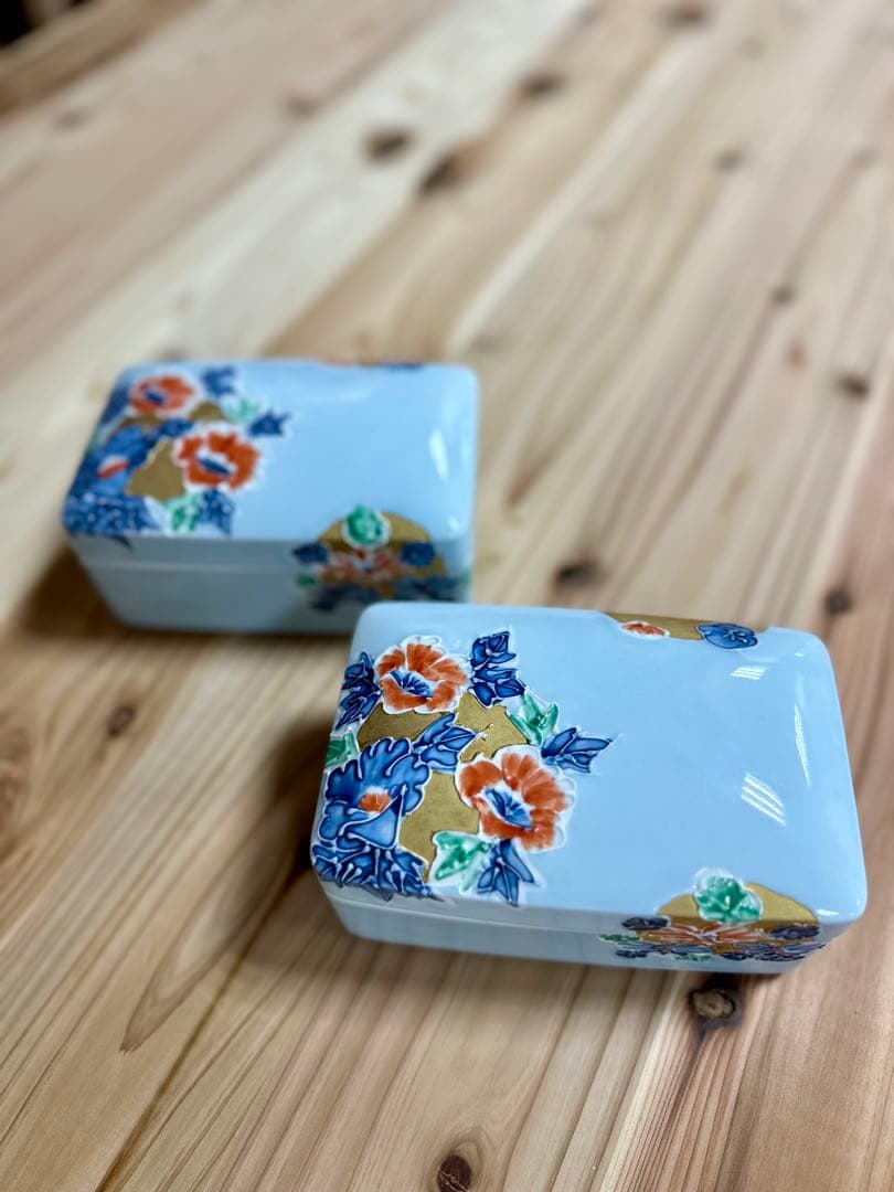 【有田焼】文山窯 花柄 重箱