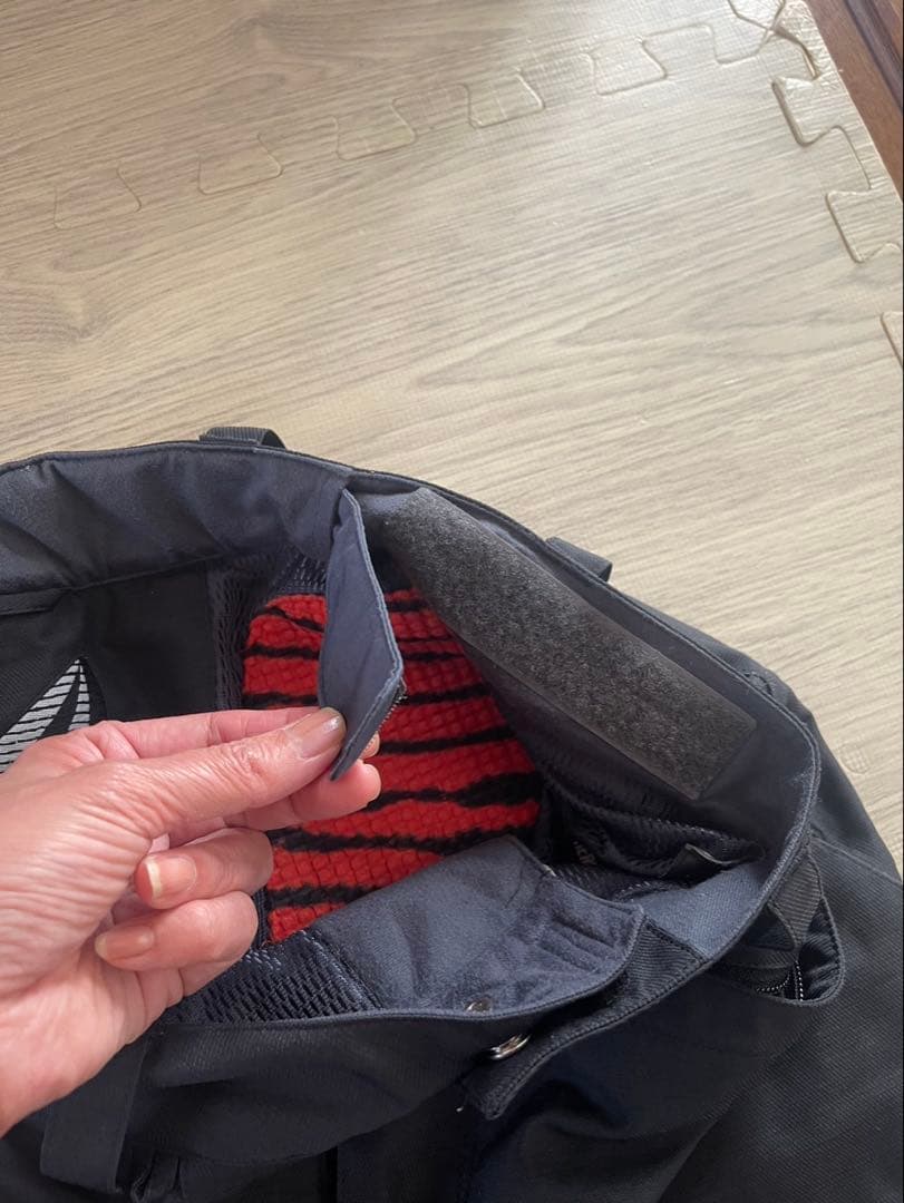 最終特別お値下げ❣️VOLCOMスノーボードウェア Lサイズ 上下セット　暖かい