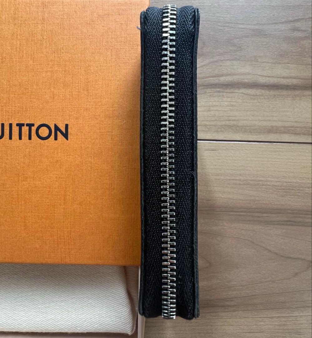 ルイヴィトン　ケース　ダミエ