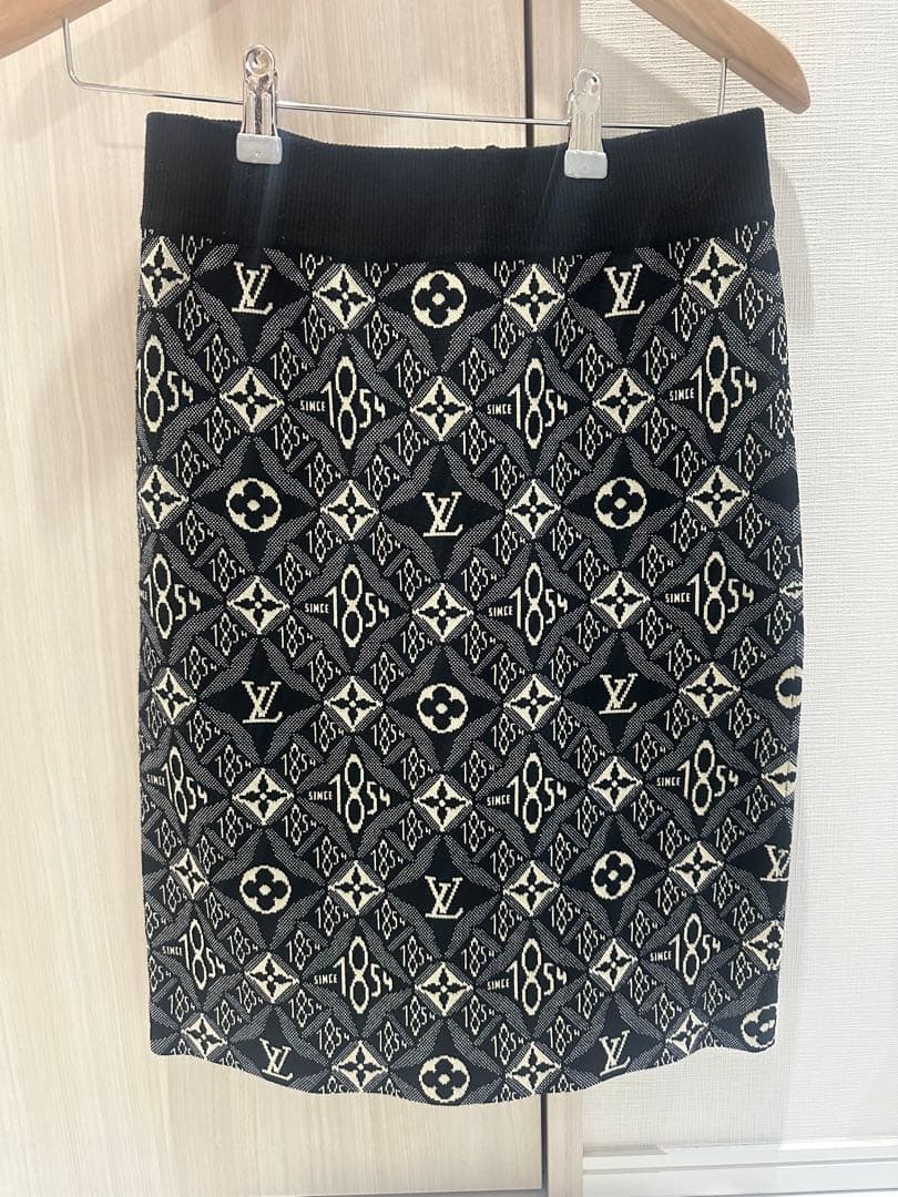 ルイヴィトン LOUIS VUITTON SINCE1854 スカート
