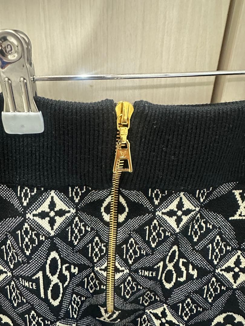 ルイヴィトン LOUIS VUITTON SINCE1854 スカート