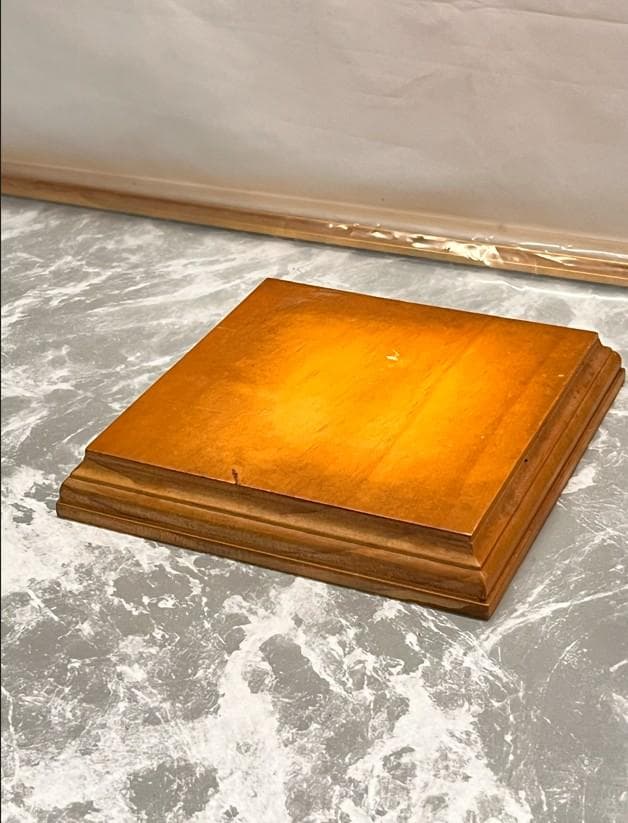 木製の置物　縁起物　台付き