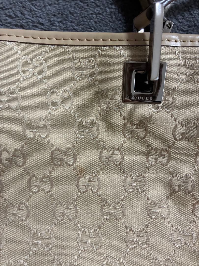 GUCCI ベージュ トートバッグ GGパターン