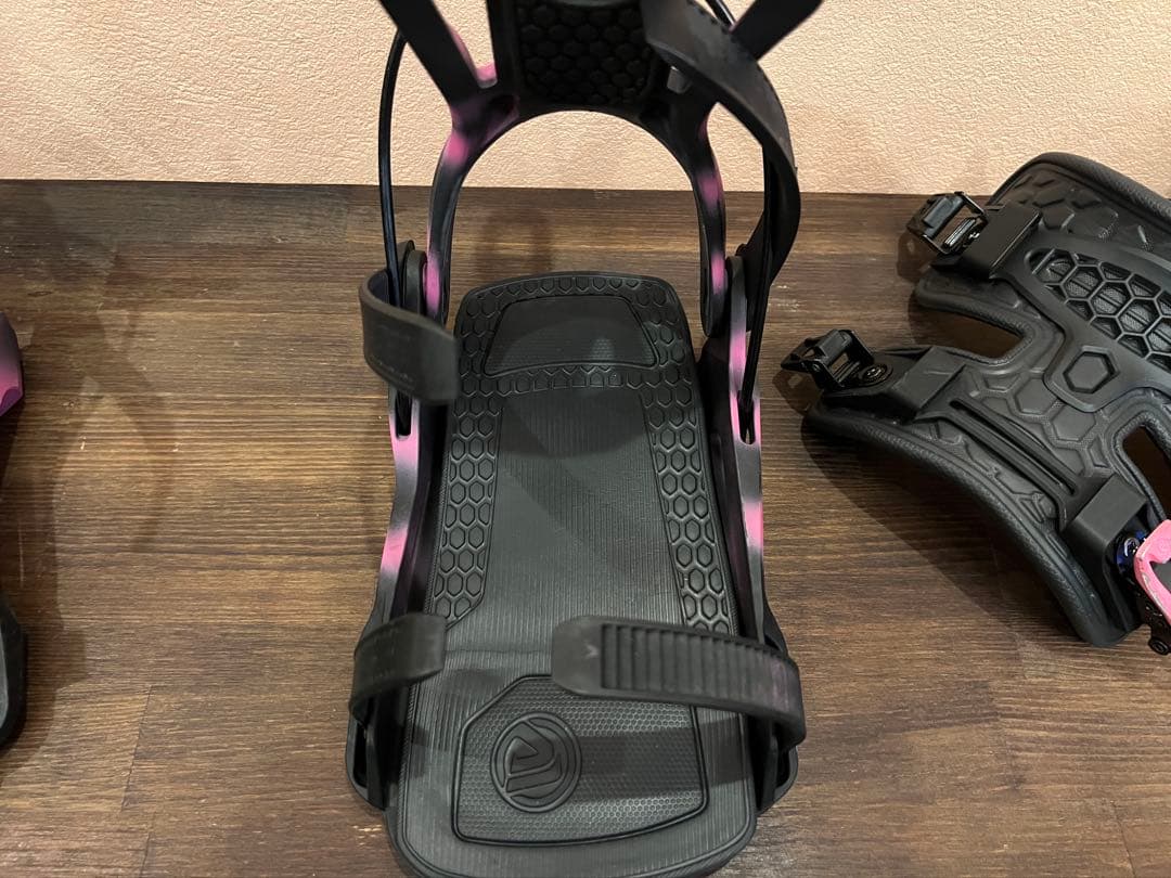 FLOW FENIX-PLUS スノーボードビンディング