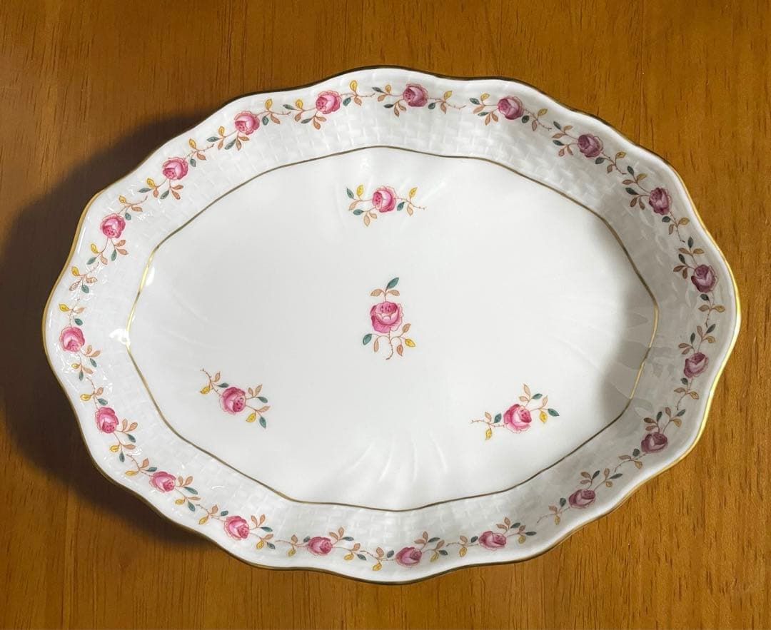 ヘレンド ローズガーランド バラの花飾り ＊ オーバルディッシュ プレート 小皿