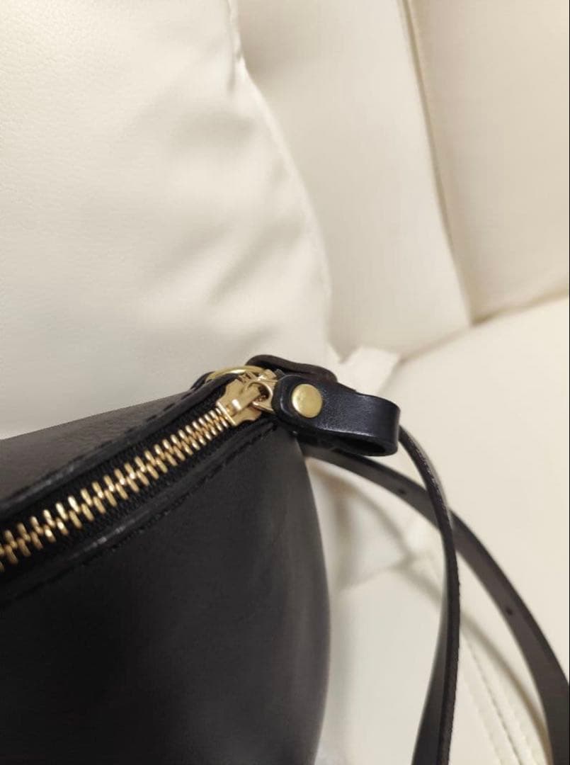 juuza　HERZ ボディバッグ ブラック