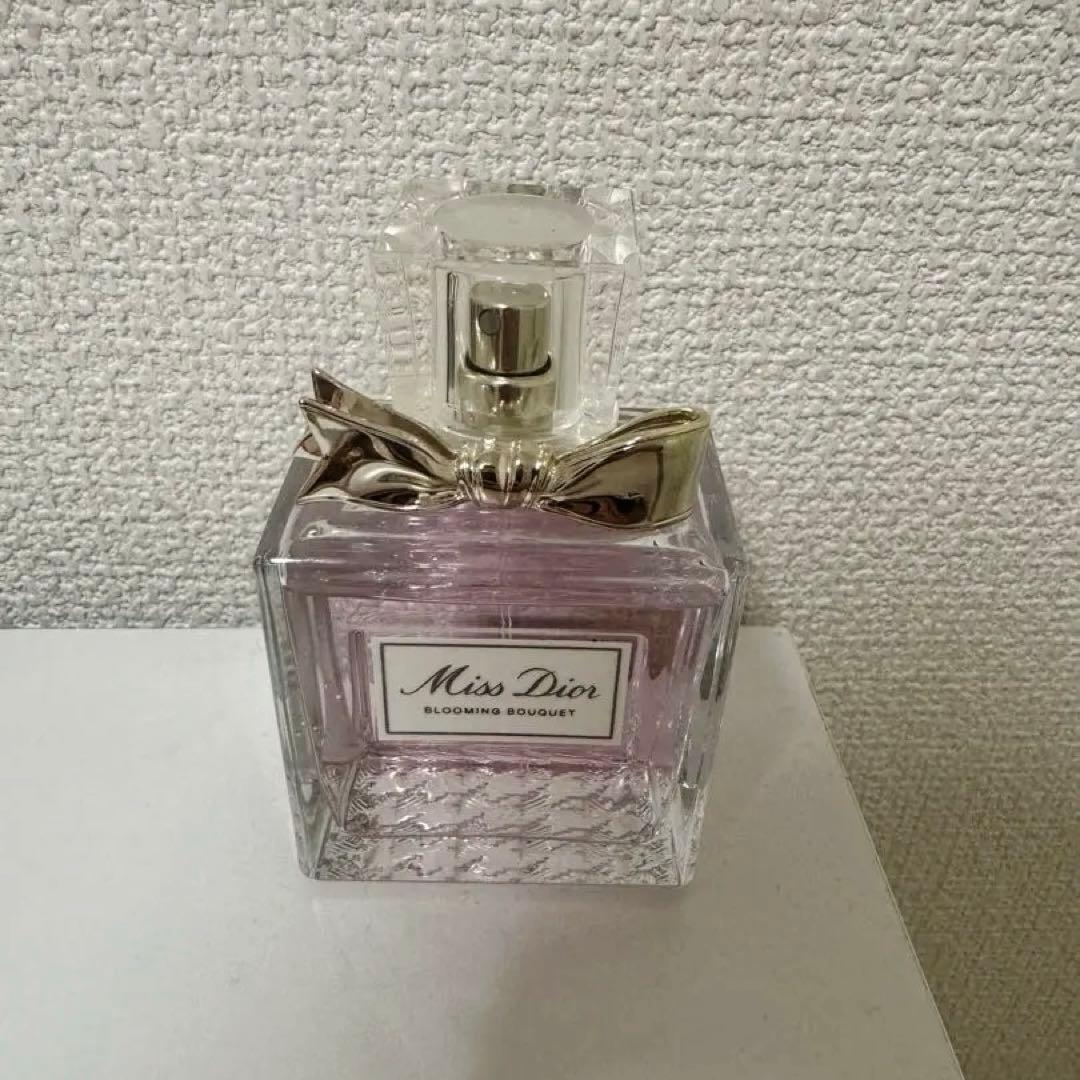 Miss Dior 香水 オードゥトワレ100ml