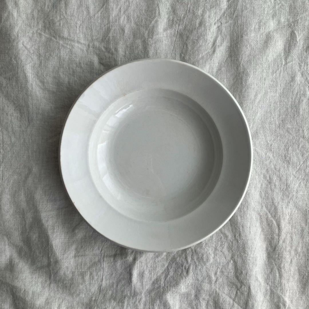 バドンヴィレー 地厚皿 深皿 B