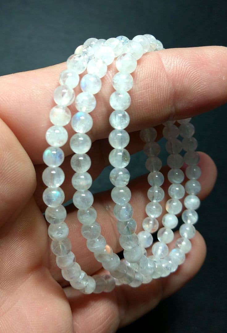 《マダガスカル産》レインボームーンストーン【お手頃品質】ブレスレット　３本セット