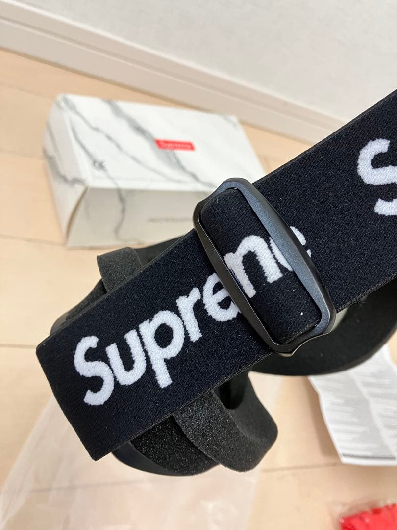 新品未使用品！SMITH Supreme スミス　シュプリーム　ゴーグル