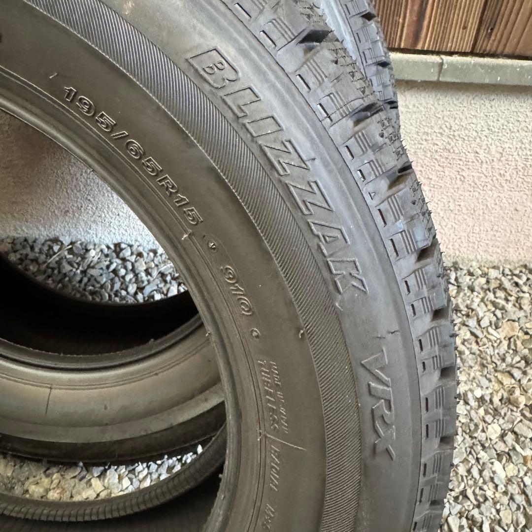 p*s様 4本新品！ブリザック スタッドレスタイヤ 195/65R15
