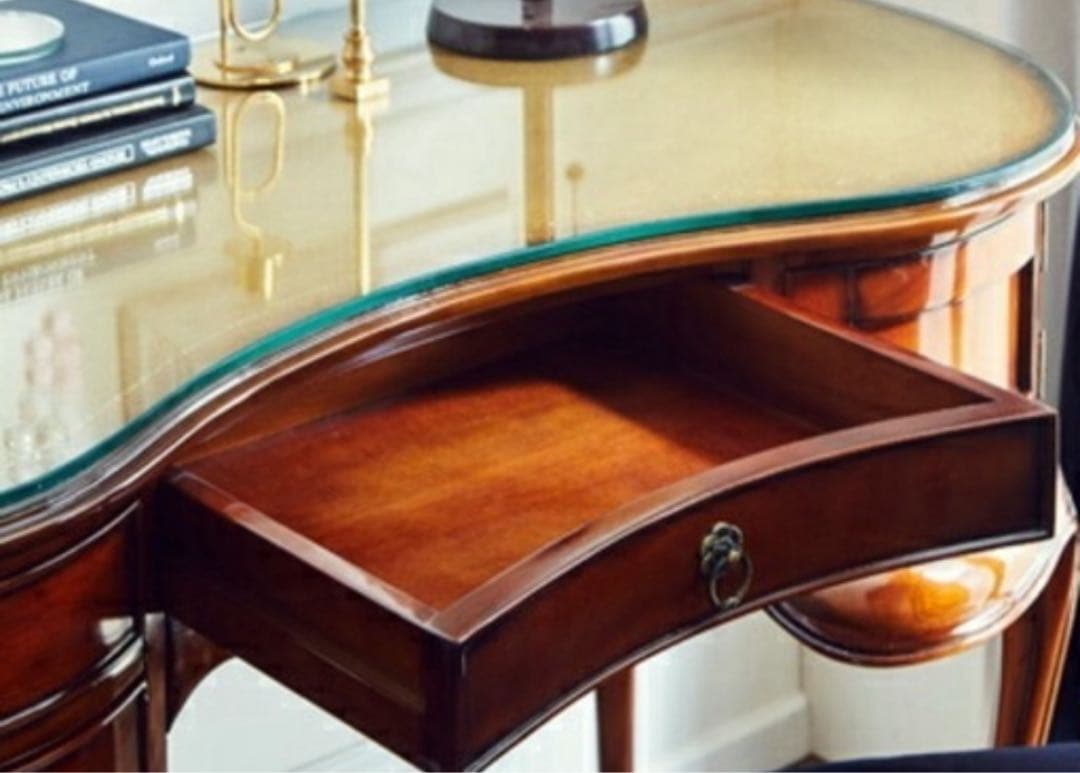 アンティーク風　ダークブラウン 木製デスク 曲線デザイン　プレジデントデスク