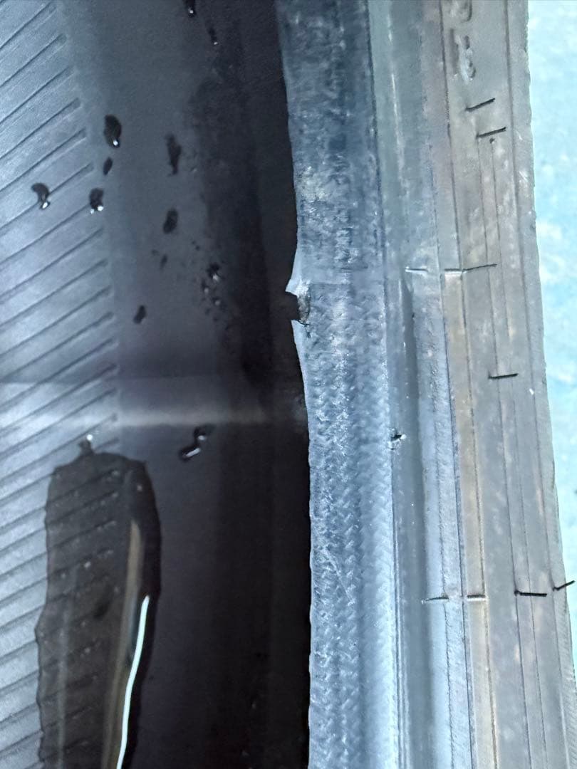 ダンロップスタッドレス175／65R15 84Q深溝