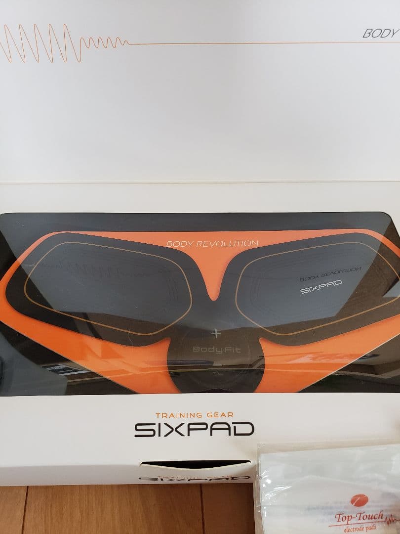 SIXPADシックスパッド(電池タイプ)