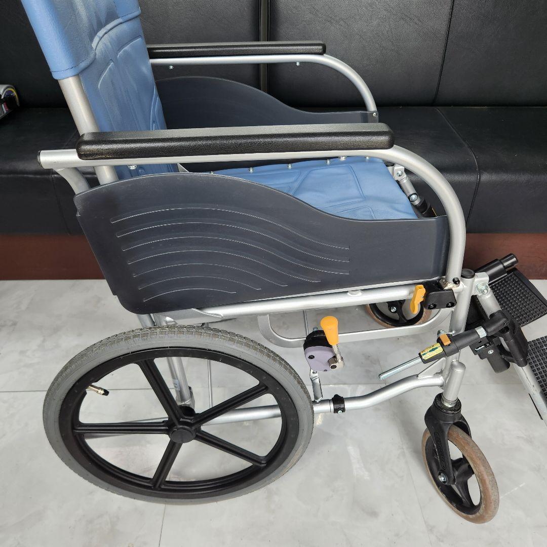 たくちゃんさま専用 松永製作所 青い折りたたみ式介助用車椅子