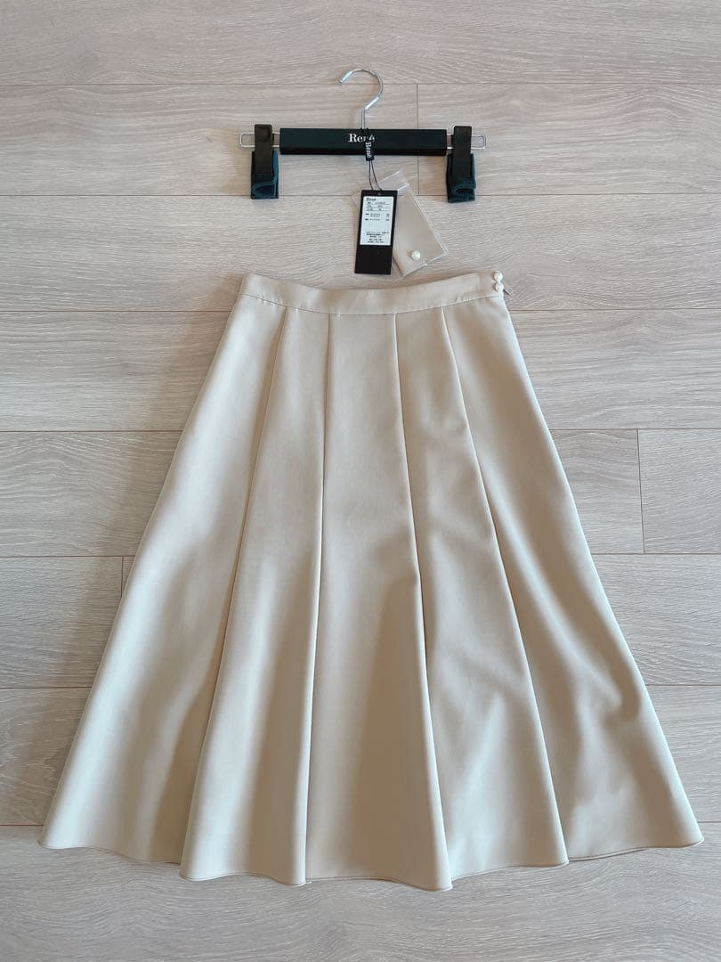 ♡Rene ルネ♡スカート♡ベージュ♡膝丈♡34(XS-S)サイズ相当♡