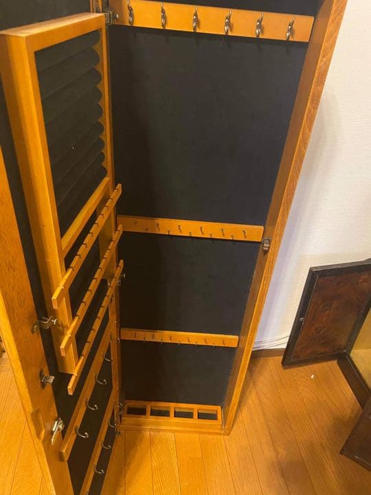 豪華なジュエリーキャビネット☆